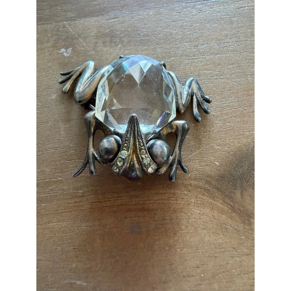 1950's Sterling Silver & Faceted Rock Crystal Jellybelly Frog Pin Brooch